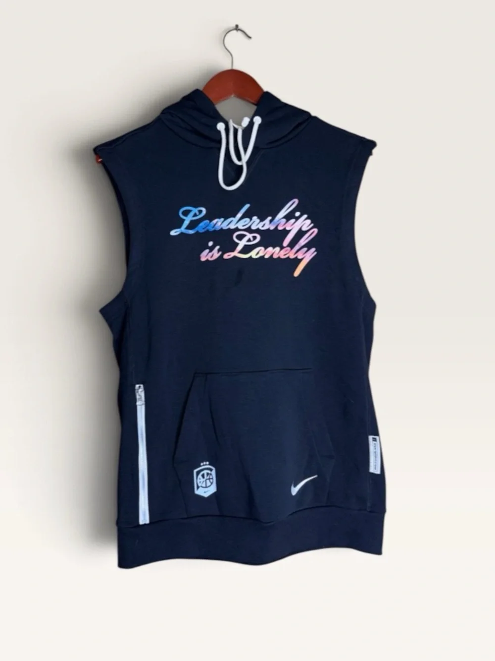 Nike Standard Issue S Dri-FIT Sleeveless Basketball Hoodie Leadership Is Lonely